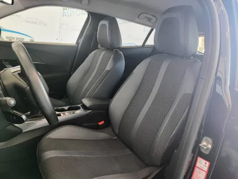 Peugeot 2008 1.2 puretech Allure s&s 130cv - Immagine 9