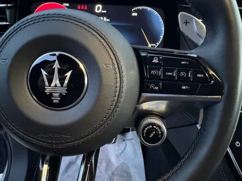 Maserati Grecale 2.0 mhev Modena 330cv auto - Immagine 9