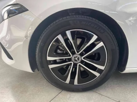 Mercedes A 180 Progressive Advanced Plus auto - Immagine 4
