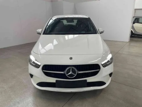 Mercedes B 180 d AMG Line Premium auto - Immagine 2