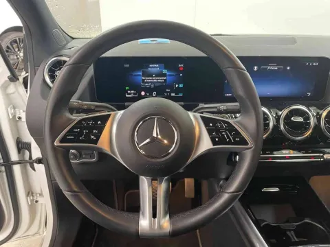 Mercedes B 180 d AMG Line Premium auto - Immagine 8