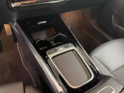 Mercedes B 180 d AMG Line Premium auto - Immagine 11