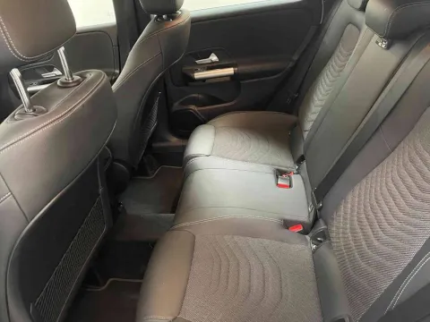 Mercedes B 180 d AMG Line Premium auto - Immagine 13