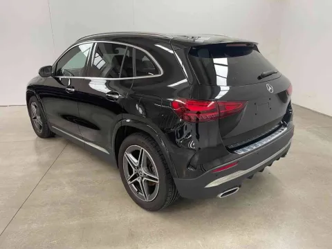 Mercedes GLA 200 d AMG Line Premium Plus auto - Immagine 3