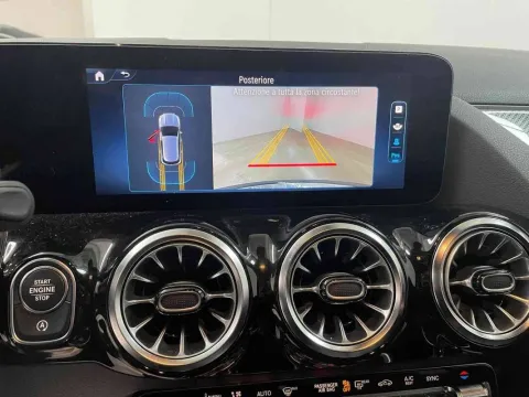 Mercedes GLA 200 d AMG Line Premium Plus auto - Immagine 9