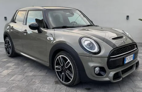 Mini Mini 5p 2.0 Cooper SD Hype auto - Immagine 1