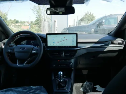 Ford Focus 1.0t ecoboost h ST-Line X 125cv - Immagine 8