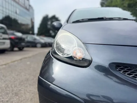 Toyota Aygo 3p 1.0 Sol m-mt - Immagine 9