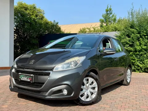 Peugeot 208 5p 1.4 hdi 8v Active - Immagine 1