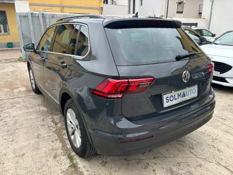 Volkswagen Tiguan 2.0 tdi Business 150cv dsg - Immagine 9