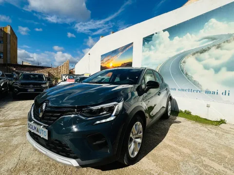 Renault Captur 1.6 E-Tech full hybrid Evolution 145cv auto - Immagine 1