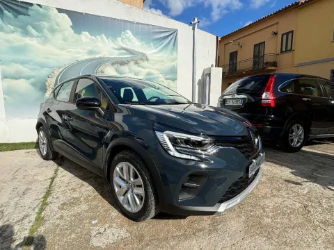 Renault Captur 1.6 E-Tech full hybrid Evolution 145cv auto - Immagine 5