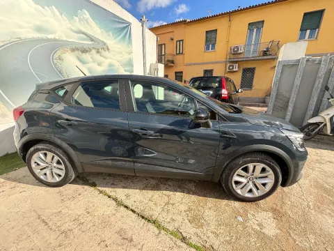 Renault Captur 1.6 E-Tech full hybrid Evolution 145cv auto - Immagine 6