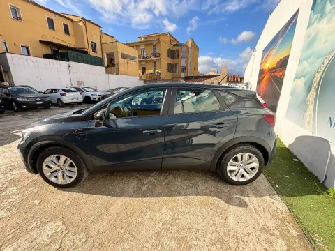 Renault Captur 1.6 E-Tech full hybrid Evolution 145cv auto - Immagine 10