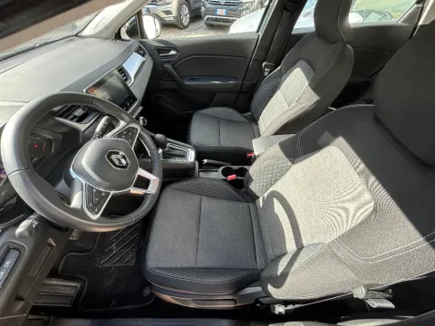 Renault Captur 1.6 E-Tech full hybrid Evolution 145cv auto - Immagine 13