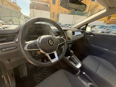 Renault Captur 1.6 E-Tech full hybrid Evolution 145cv auto - Immagine 15