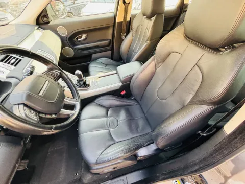 Land Rover Range Rover Evoque 5p 2.2 td4 Pure 150cv - Immagine 2