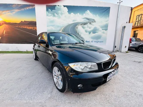 BMW 118d Futura - Immagine 1