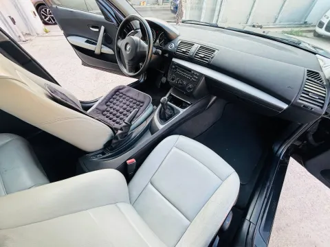 BMW 118d Futura - Immagine 18
