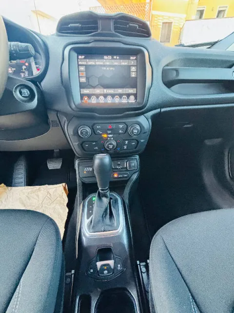 Jeep Renegade 1.3 t4 phev S 4xe at6 - Immagine 16