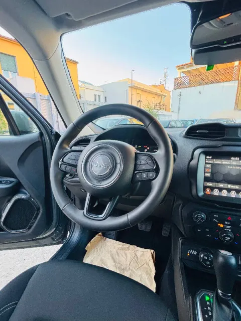 Jeep Renegade 1.3 t4 phev S 4xe at6 - Immagine 17