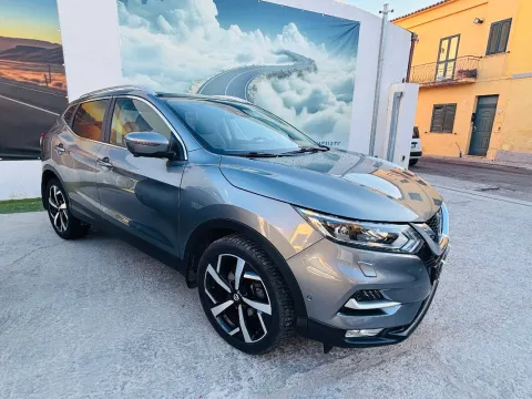 Nissan Qashqai 1.6 dci Tekna+ 2wd 130cv xtronic - Immagine 4