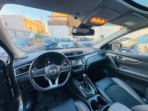 Nissan Qashqai 1.6 dci Tekna+ 2wd 130cv xtronic - Immagine 16