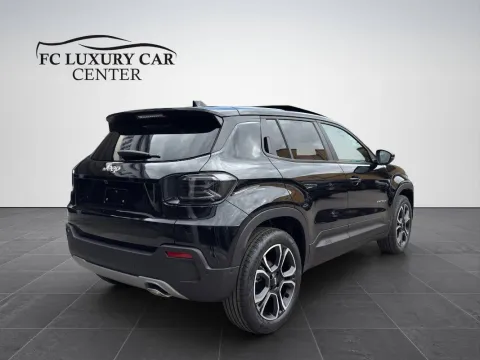 Jeep Avenger 1.2 turbo e-hybrid mhev Summit fwd 110cv edct6 - Immagine 6