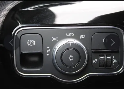 Mercedes A 180 d Executive - Immagine 16