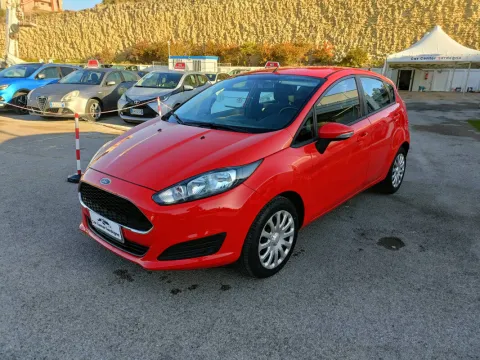 Ford Fiesta 5p 1.5 tdci Business 75cv E6 - Immagine 1