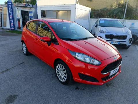 Ford Fiesta 5p 1.5 tdci Business 75cv E6 - Immagine 3