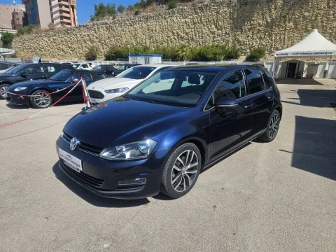 Volkswagen Golf 5p 1.6 tdi Trendline - Immagine 1