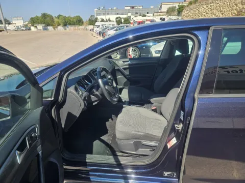Volkswagen Golf 5p 1.6 tdi Trendline - Immagine 8
