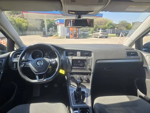 Volkswagen Golf 5p 1.6 tdi Trendline - Immagine 9
