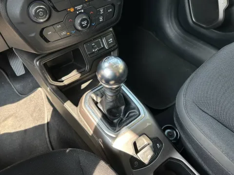Jeep Renegade 1.6 mjt Limited 2wd 130cv - Immagine 17