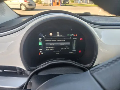 Fiat 500e 42 kWh La Prima - Immagine 15