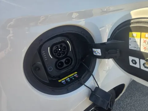 Fiat 500e 42 kWh La Prima - Immagine 21