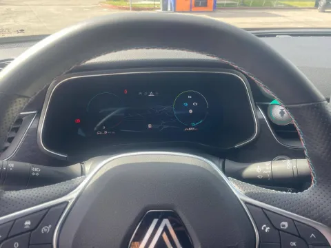 Renault Arkana 1.6 E-Tech full hybrid Esprit Alpine 145cv - Immagine 13