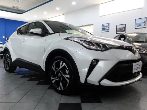 Toyota C-HR 2.0h More Business e-cvt - Immagine 3