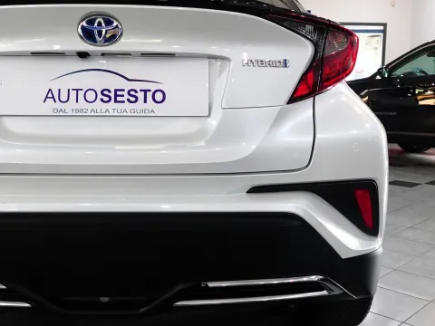 Toyota C-HR 2.0h More Business e-cvt - Immagine 7