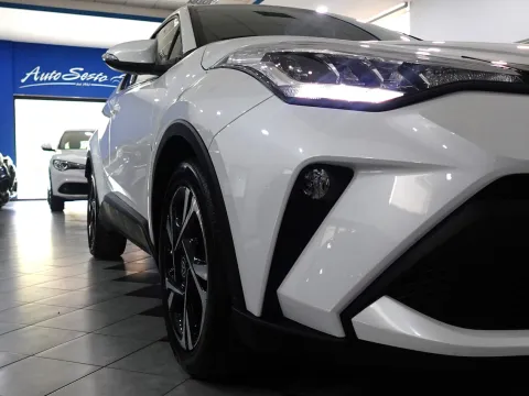 Toyota C-HR 2.0h More Business e-cvt - Immagine 11