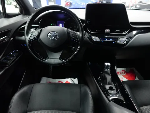 Toyota C-HR 2.0h More Business e-cvt - Immagine 14