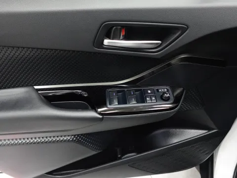 Toyota C-HR 2.0h More Business e-cvt - Immagine 22