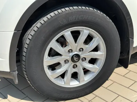 Mahindra XUV500 2.2 16v W6 fwd 7p.ti M1 - Immagine 4