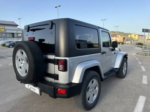 Jeep Wrangler 3p 2.8 crd Sahara auto dpf - Immagine 6