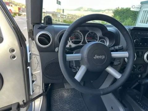 Jeep Wrangler 3p 2.8 crd Sahara auto dpf - Immagine 11