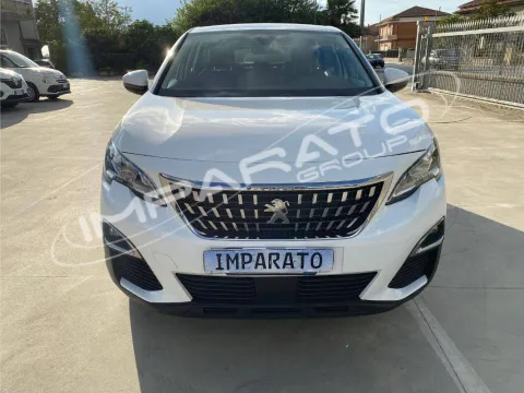 Peugeot 3008 1.5 bluehdi Business s&s 130cv - Immagine 2
