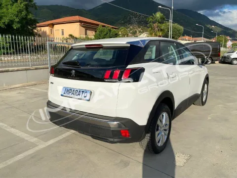 Peugeot 3008 1.5 bluehdi Business s&s 130cv - Immagine 4