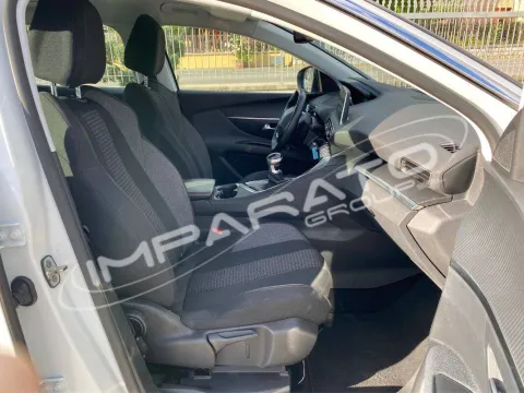 Peugeot 3008 1.5 bluehdi Business s&s 130cv - Immagine 13