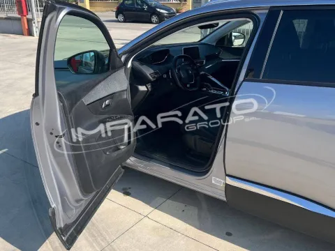 Peugeot 5008 1.5 bluehdi Allure s&s 130cv 7p.ti eat8 my21 - Immagine 9